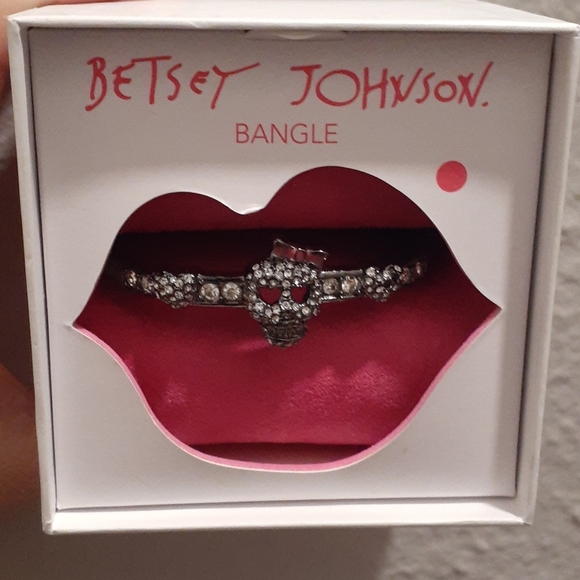 Bangle - Picture 1 of 4